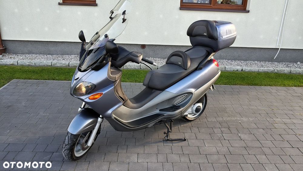 Piaggio X9 - 2
