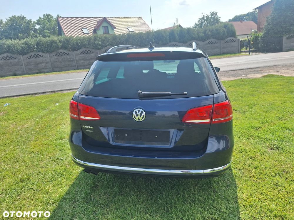 Volkswagen Passat 2.0 TDI DPF BlueMotion Technology Comfortline - 5