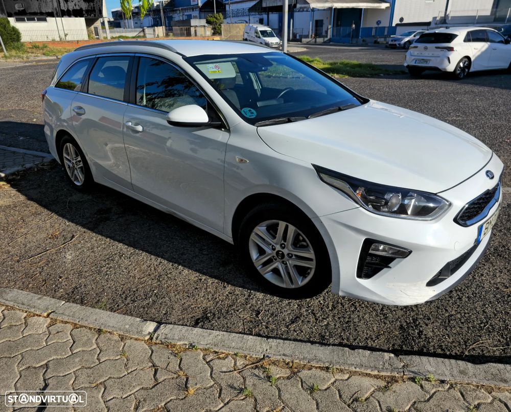 Kia Ceed SW 1.6 CRDi Vision - 1