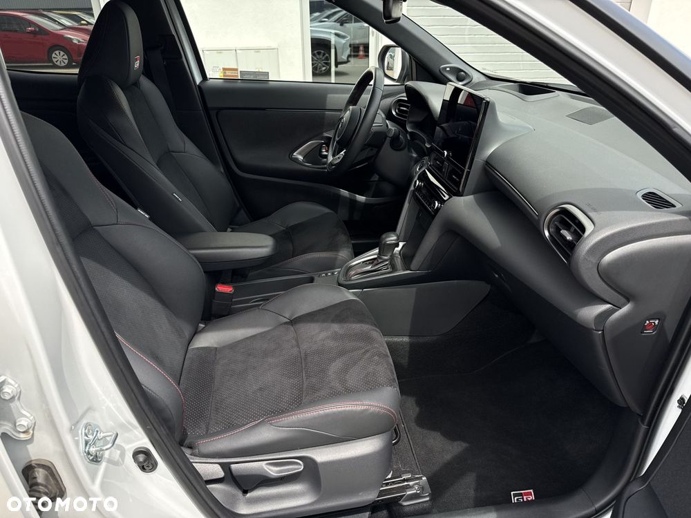 Toyota Yaris Cross Hybrid 1.5 GR Sport - 8