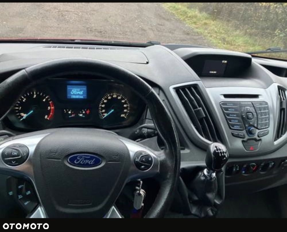 Ford Transit - 12
