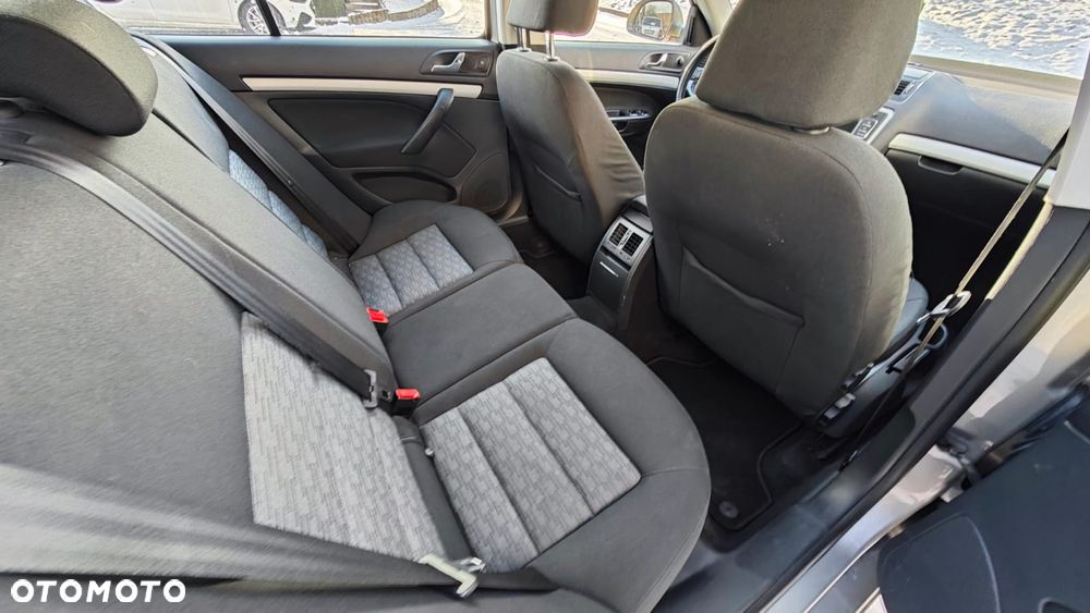 Skoda Octavia 1.6 TDI Ambition DSG - 14