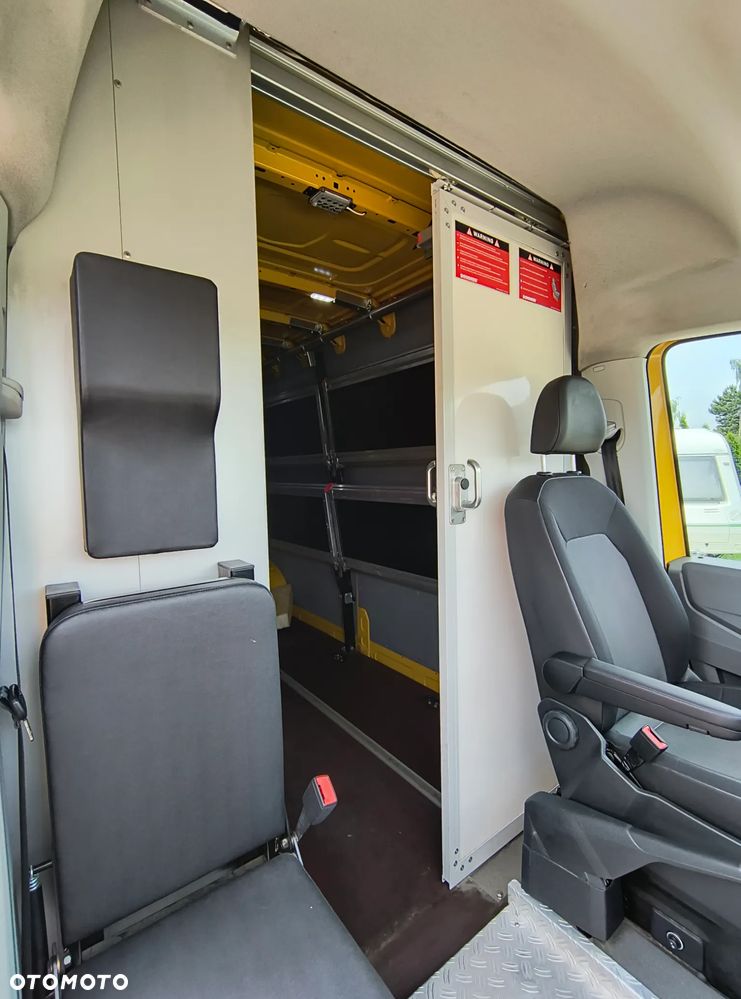 Volkswagen Crafter 35 TDI - 25