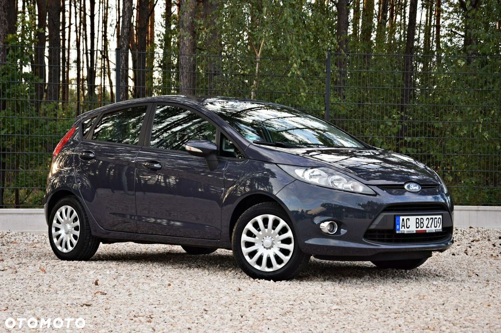 Ford Fiesta - 16