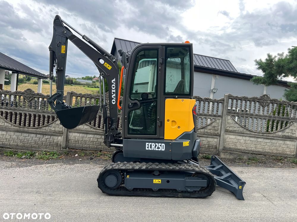 Volvo ECR25D | Minikoparka VOLVO ECR25 | Zerowy Obrys | Mini Koparka 3 Tony |Waga 2,5 Tony | Tylko 2700 MTG | Sprowadzona | Stan IDEALNY | - 11