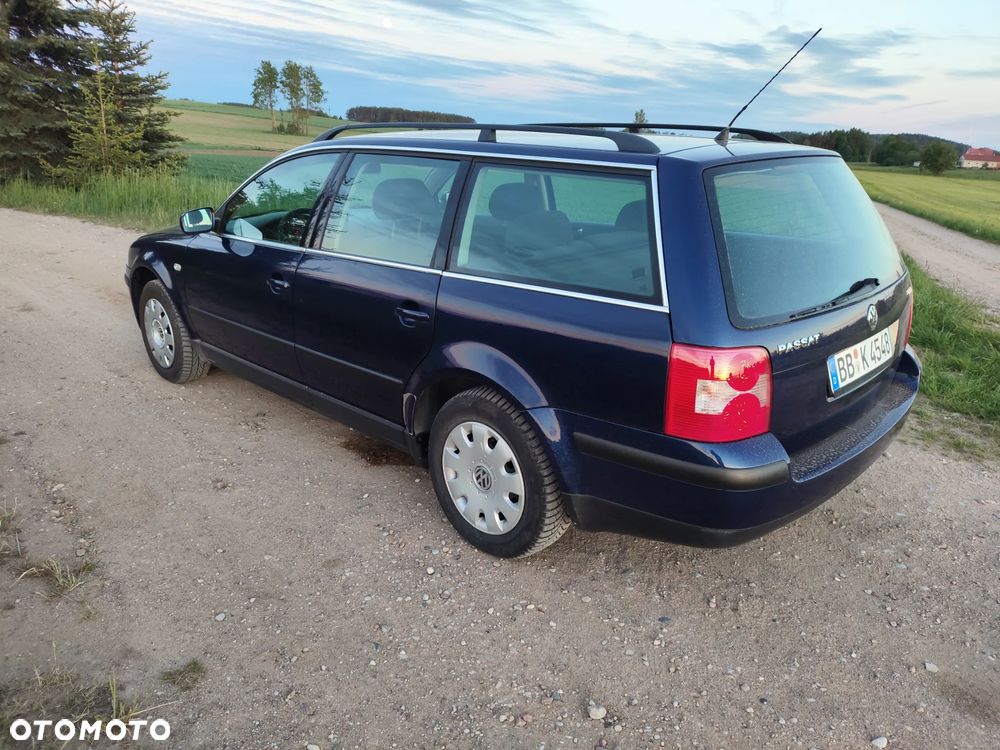 Volkswagen Passat 1.9 TDI Comfortline Family - 2
