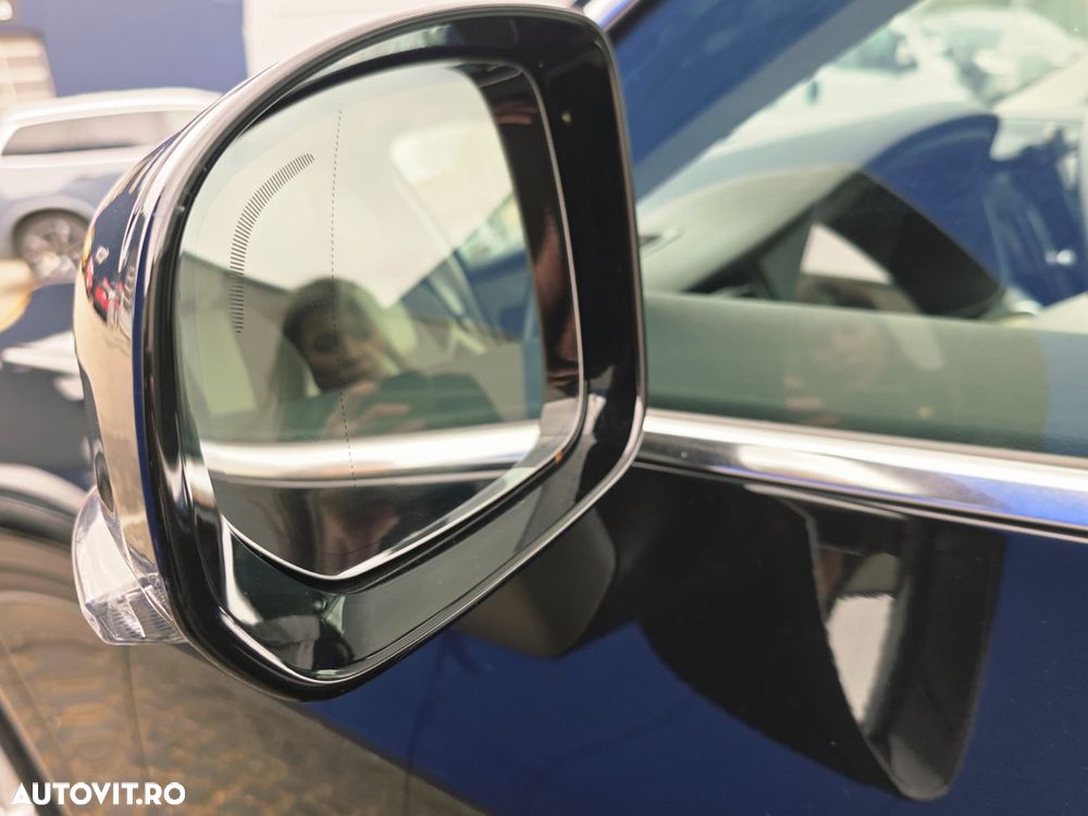 Volvo XC 60 D4 AWD Momentum - 25