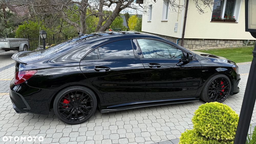 Mercedes-Benz CLA AMG 45 4Matic 7G-DCT - 5