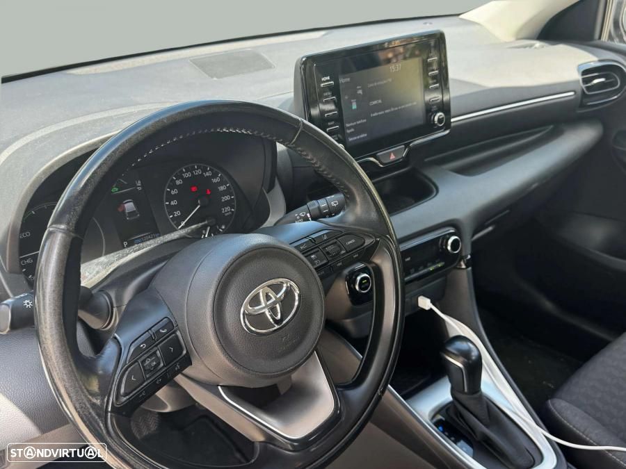 Toyota Yaris 1.5 HDF Comfort Plus - 9