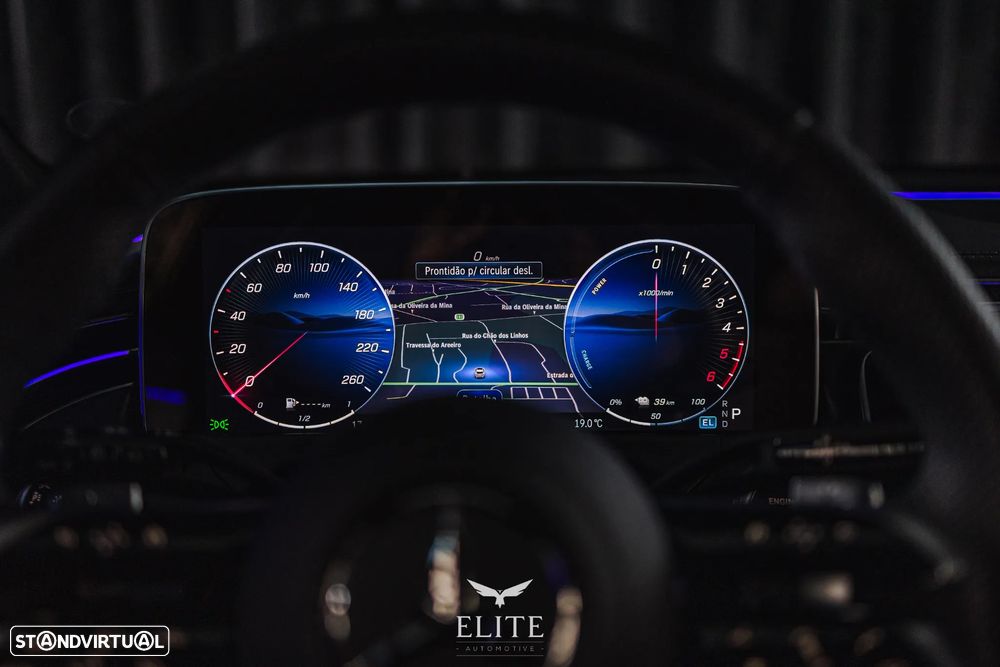 Mercedes-Benz E 300 ver-d-4matic-9g--tronic-amg-line - 16