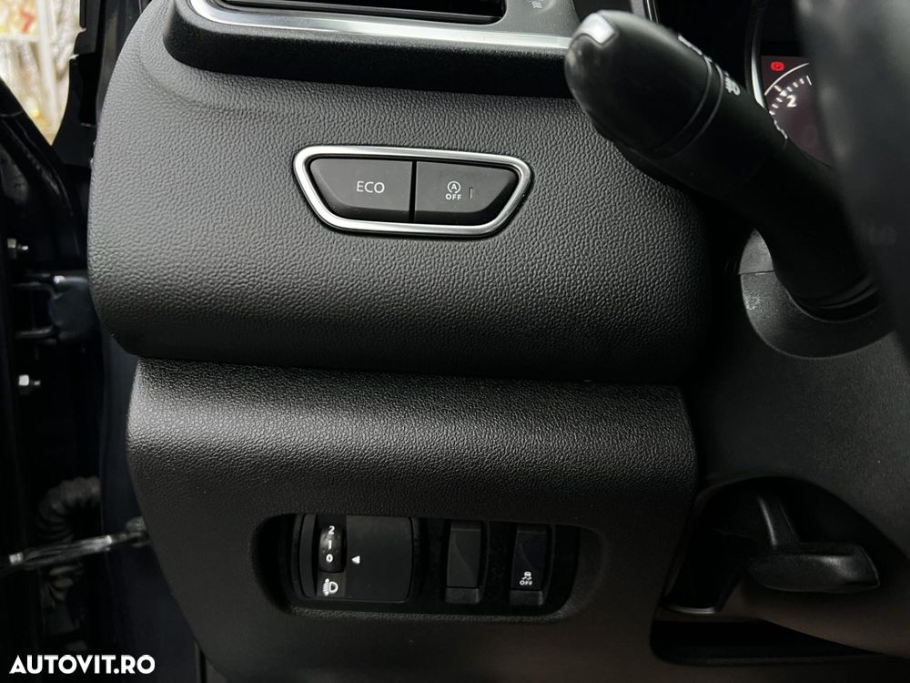 Renault Kadjar BLUE dCi 4X4 Intens - 28