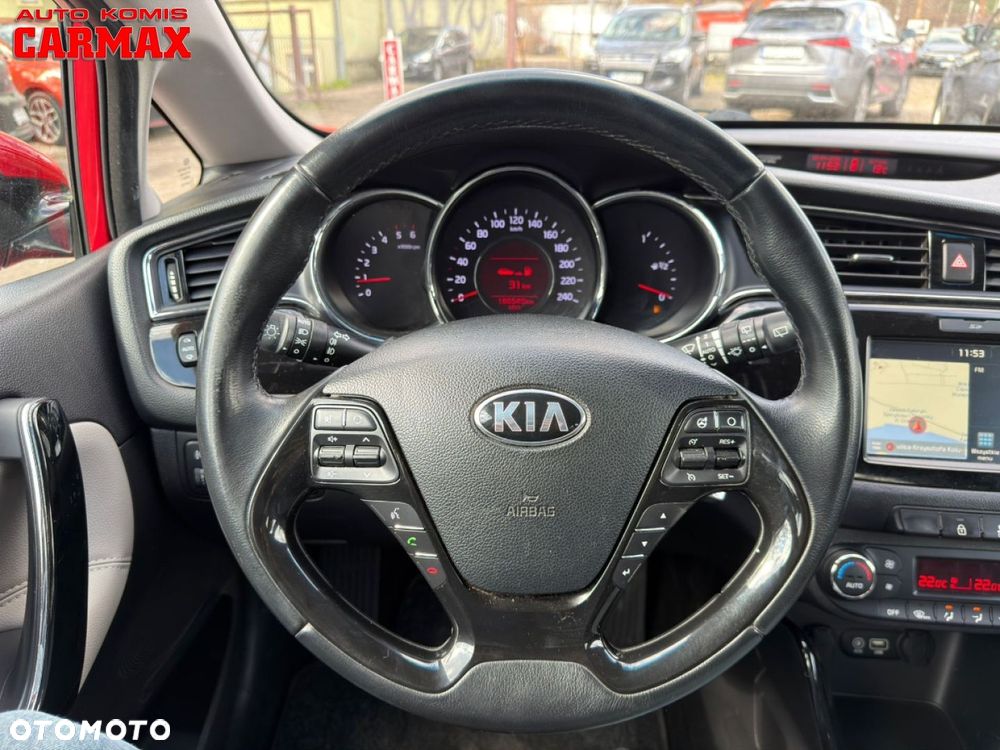 Kia Ceed - 21