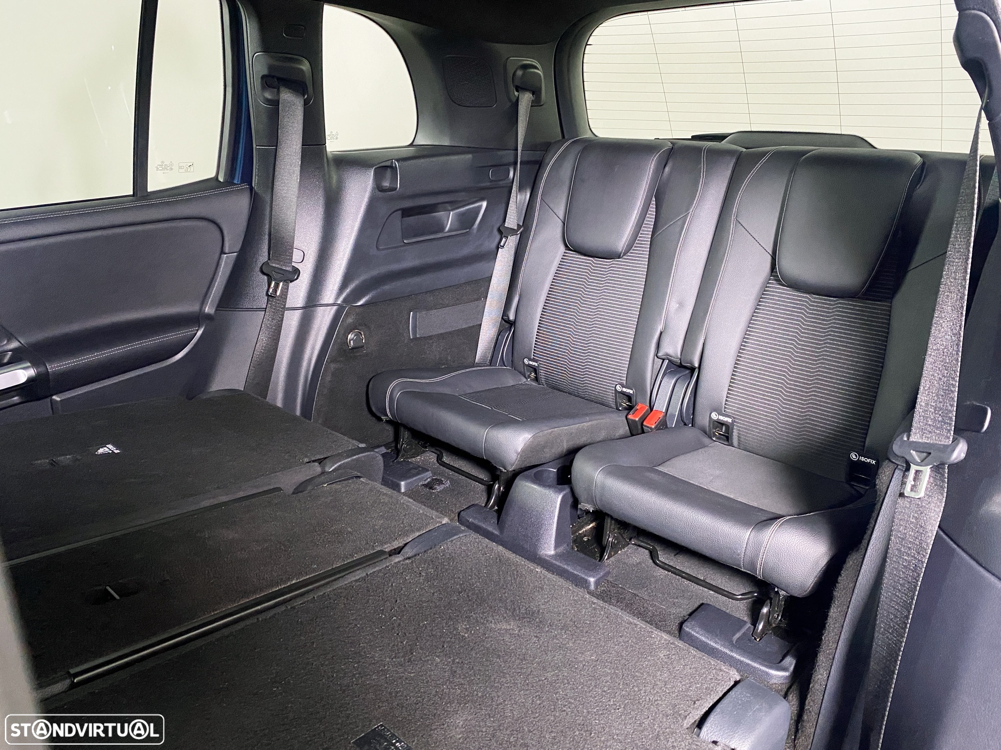 Mercedes-Benz GLB 180 d Progressive - 20