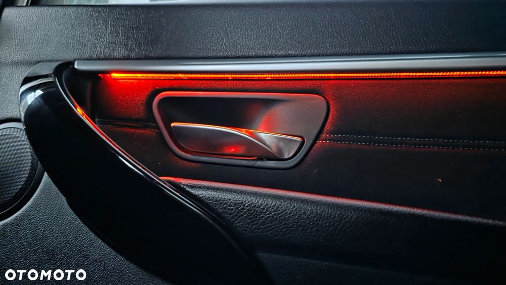 BMW Seria 3 - 32
