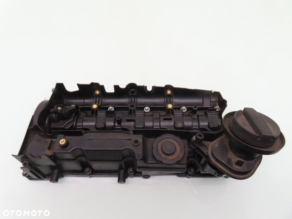 POKRYWA ZAWORÓW BMW F10 520 d N47 D20C  7810584 75087728 - 5