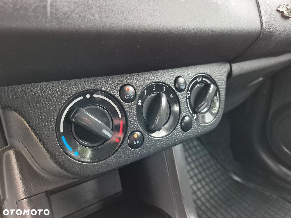 Suzuki Swift 1.3 Club - 19