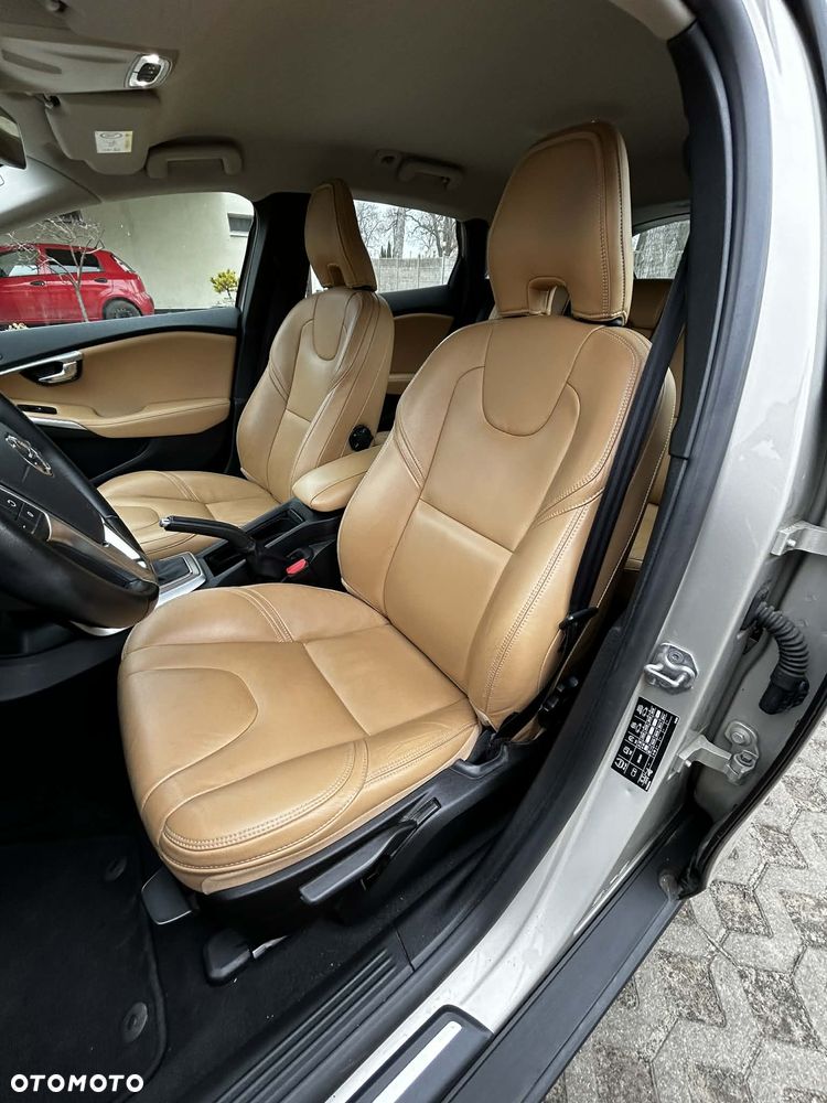 Volvo V40 Cross Country D2 Geartronic Summum - 11