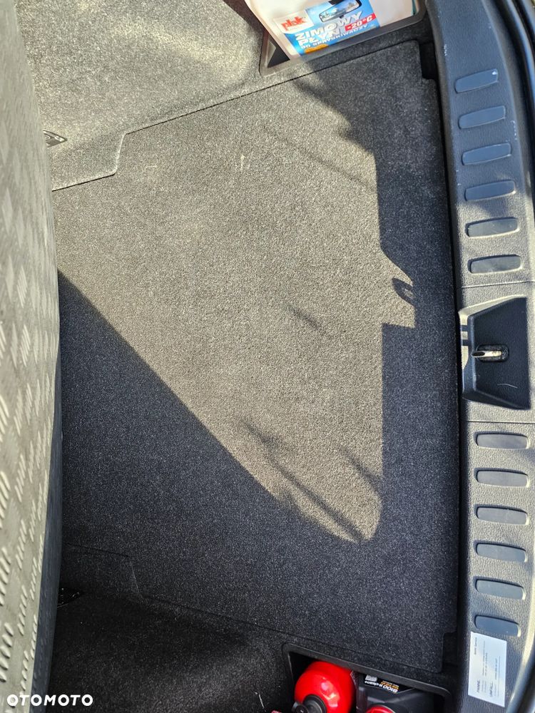 BMW X1 xDrive20i - 25