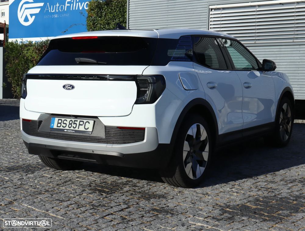 Ford Explorer 77 kWh Premium - 18