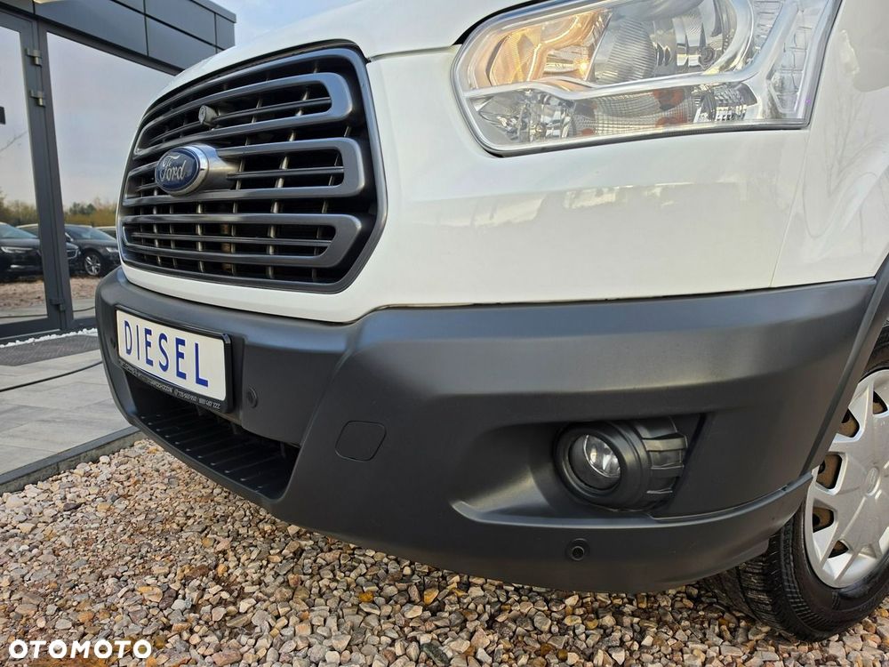 Ford Transit - 22