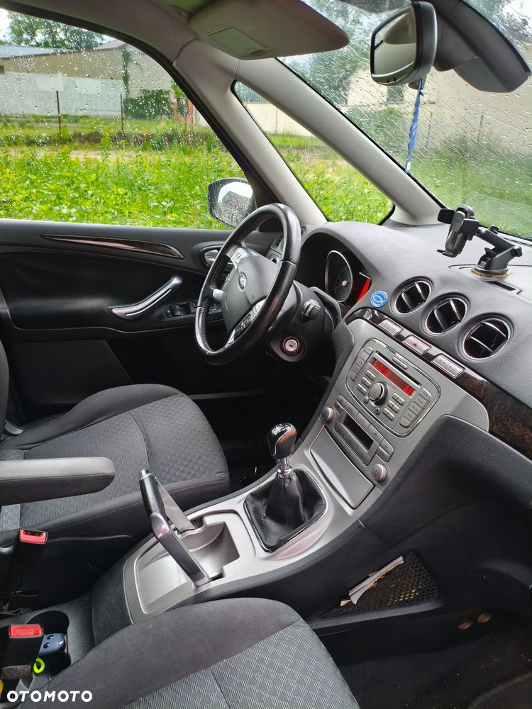 Ford Galaxy 2.0 TDCi Ghia - 11