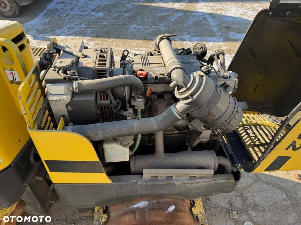 Wacker Neuson RT82 - 4