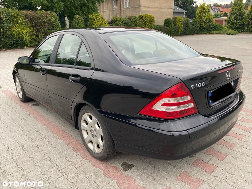 Mercedes-Benz Klasa C 180 Kompressor Classic - 4