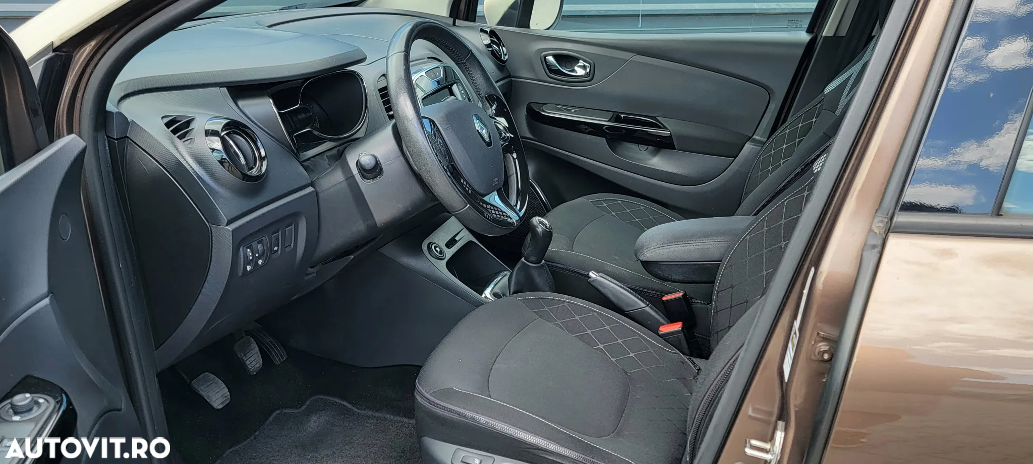 Renault Captur ENERGY dCi 110 Start&Stop Luxe - 9