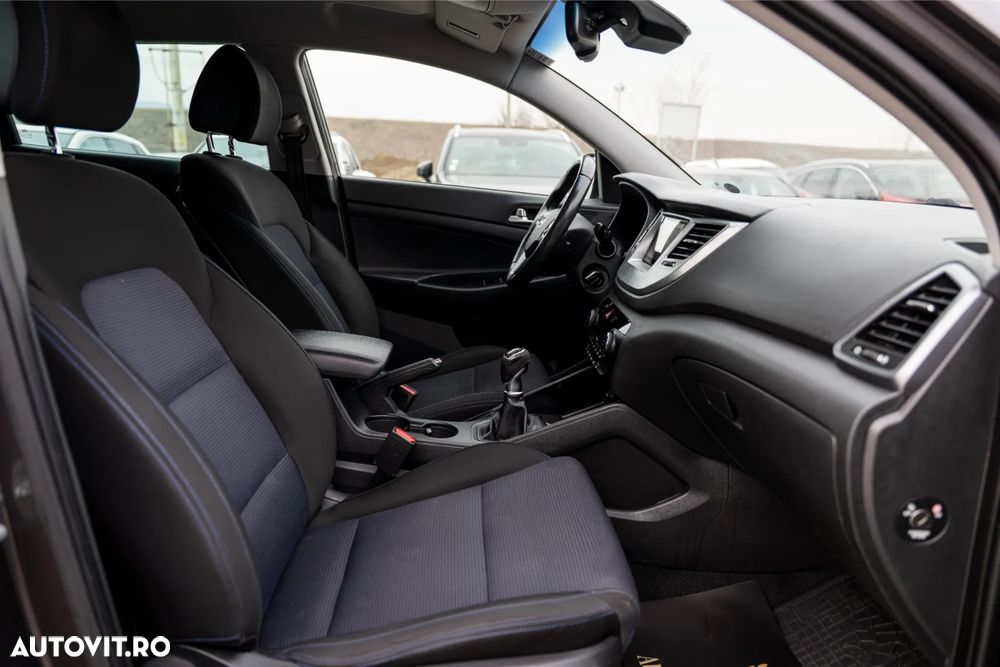 Hyundai Tucson 2.0 CRDI 2WD Style - 16