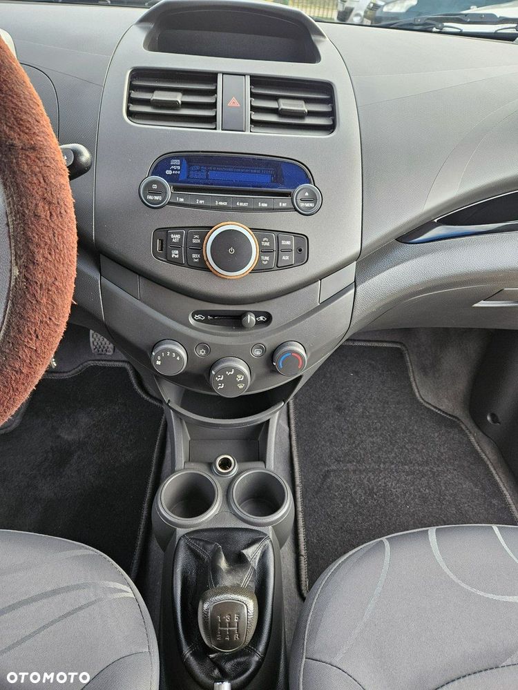 Chevrolet Spark - 16