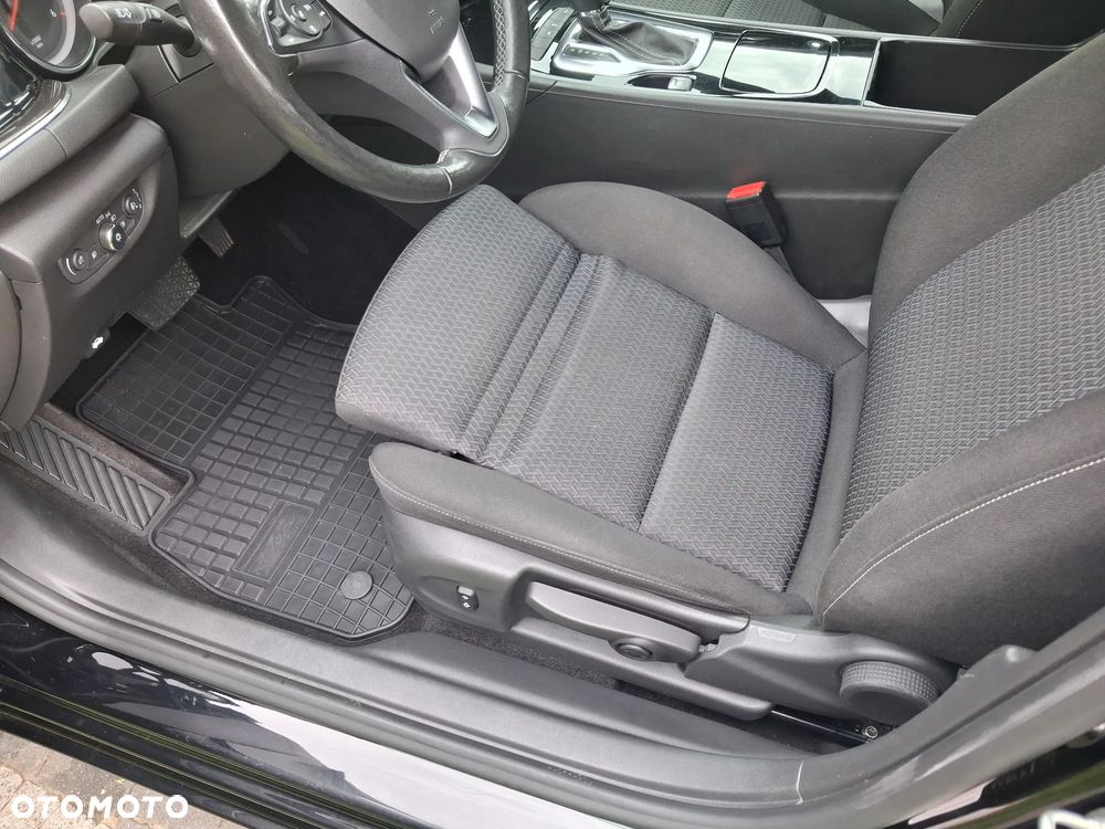 Opel Insignia 2.0 CDTI Elegance S&S - 35