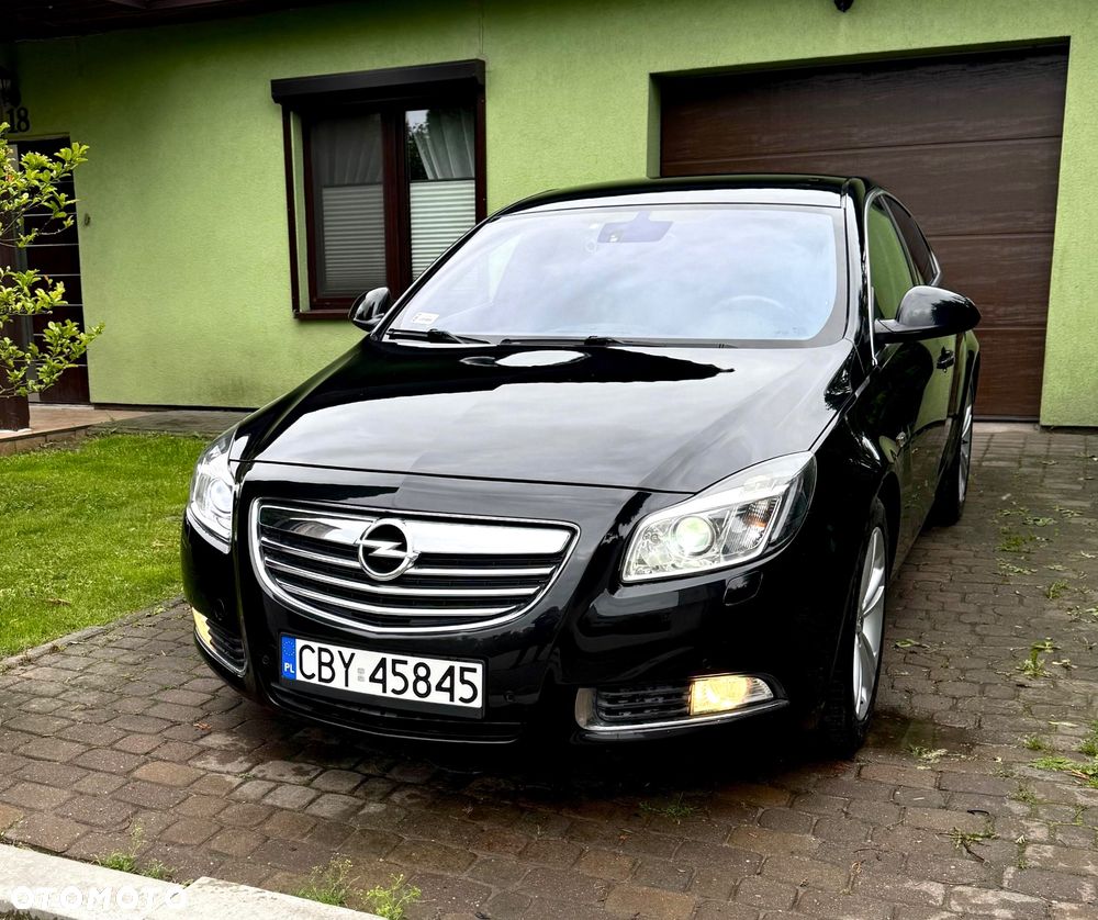 Opel Insignia - 1