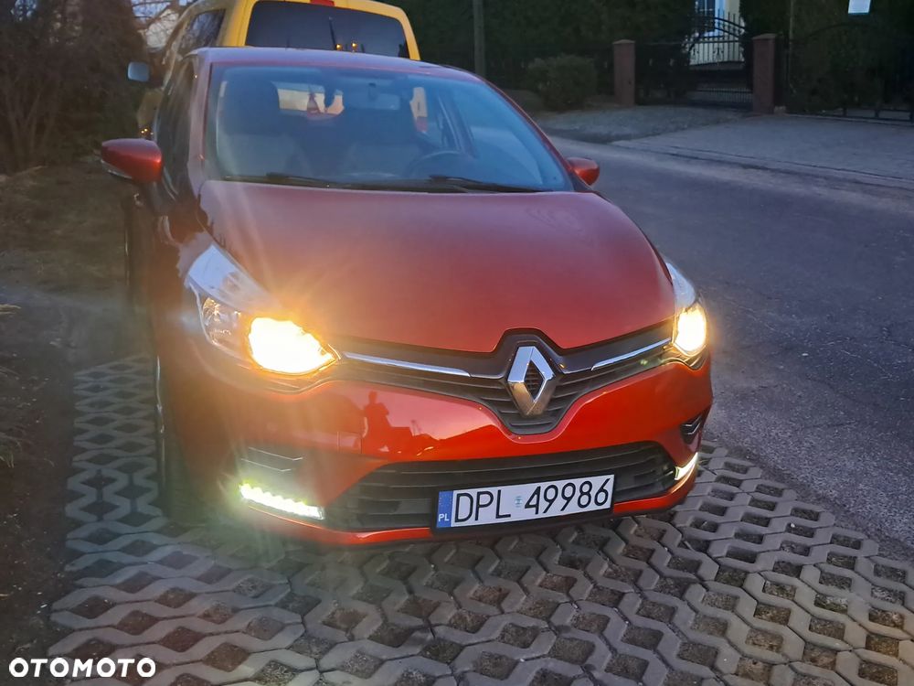 Renault Clio - 6