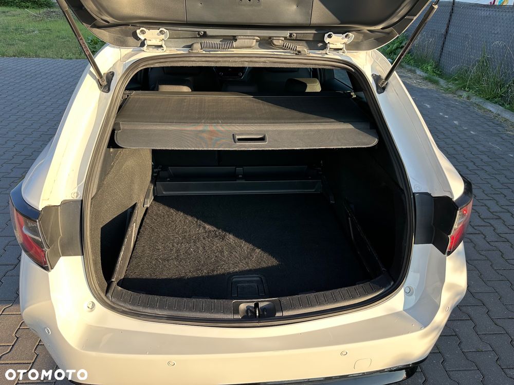 Toyota Corolla 1.8 Hybrid Touring Sports - 16