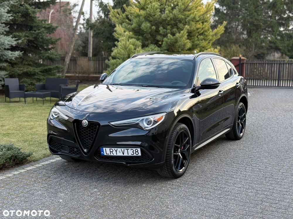Alfa Romeo Stelvio 2.0 Turbo 16V AT8-Q4 Ti - 6