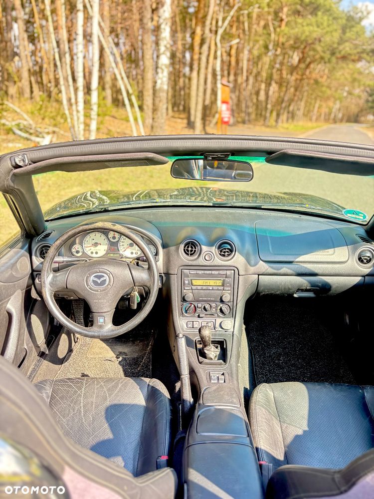 Mazda MX-5 1.9i 16V Sportive - 10