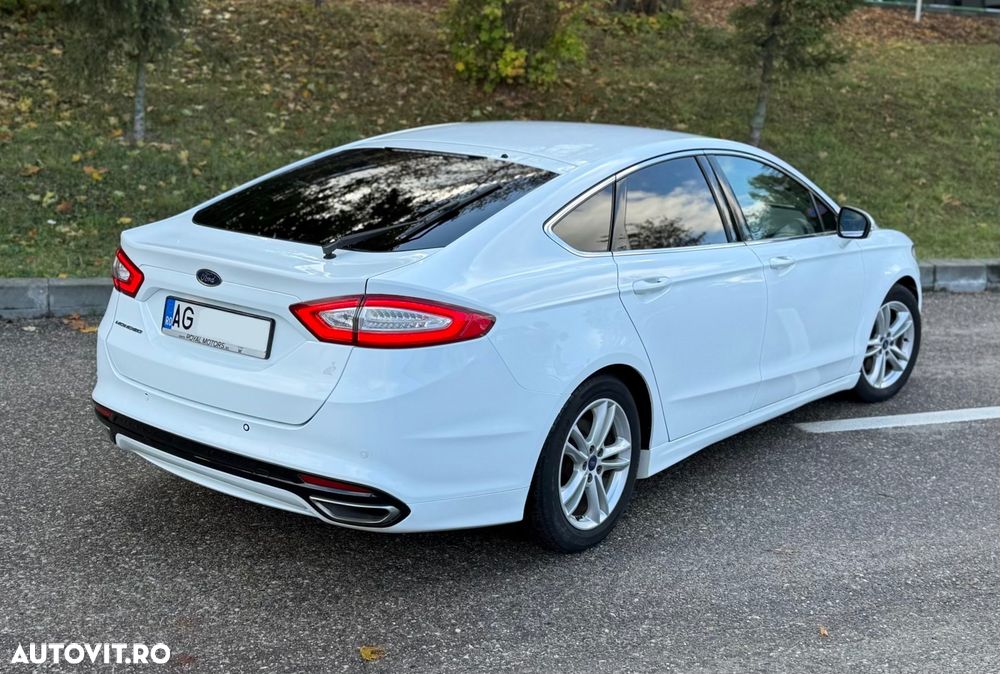 Ford Mondeo 2.0 TDCi Powershift Titanium - 12