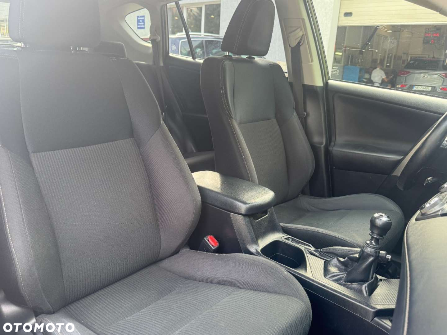 Toyota RAV4 - 22