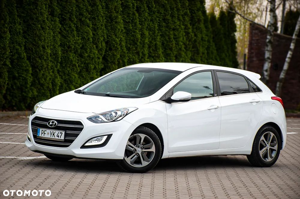 Hyundai i30 1.4 Select - 28