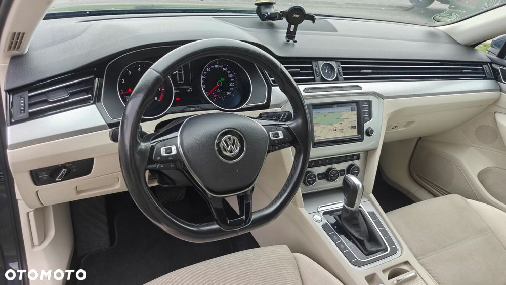 Volkswagen Passat 1.8 TSI BMT Comfortline DSG - 13