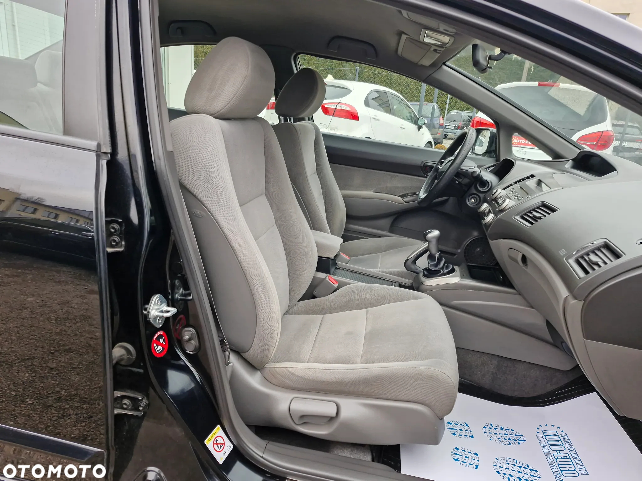Honda Civic 1.8 Comfort - 14