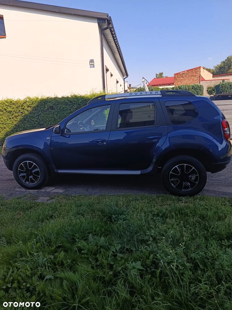 Dacia Duster 1.6 SCe Blackshadow S&S - 6
