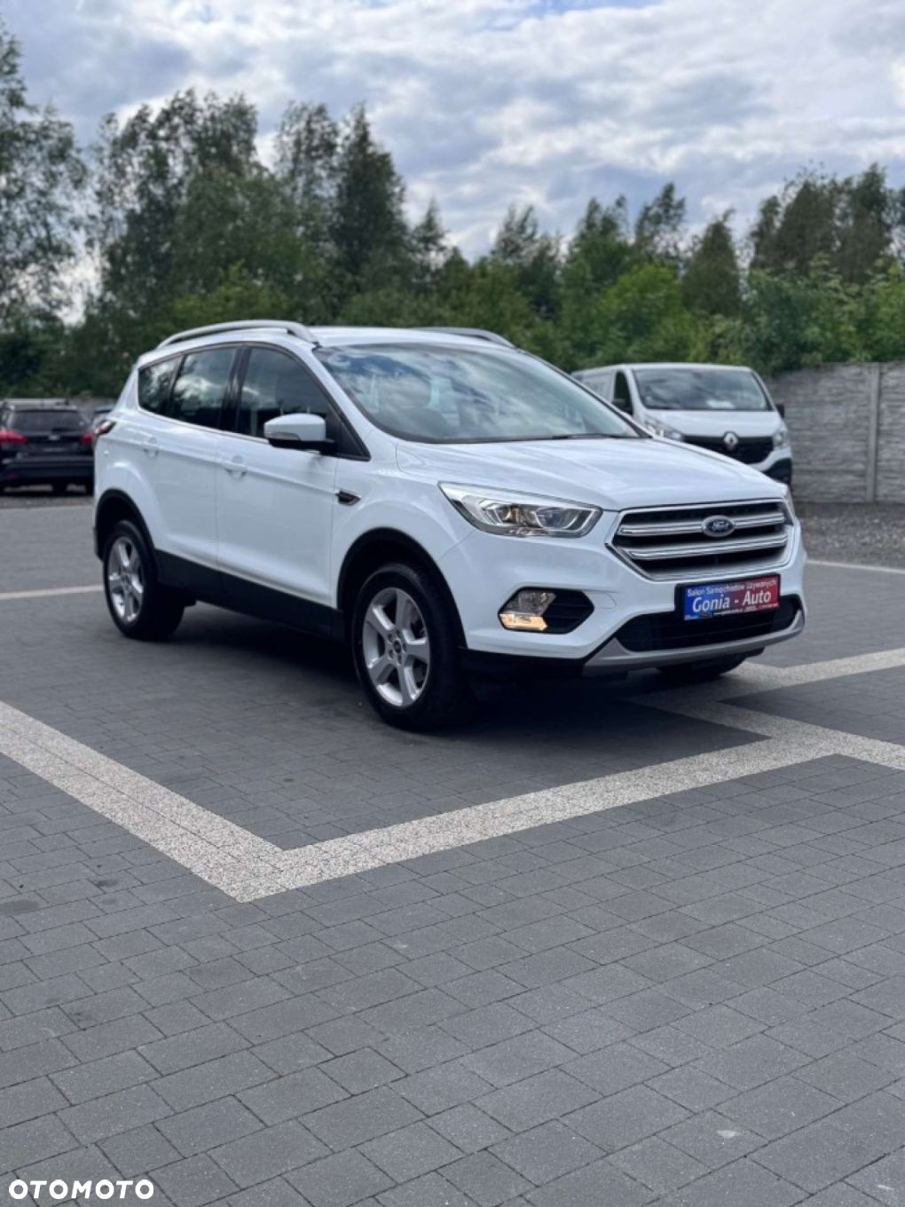 Ford Kuga 1.5 EcoBoost 2x4 Cool & Connect - 3