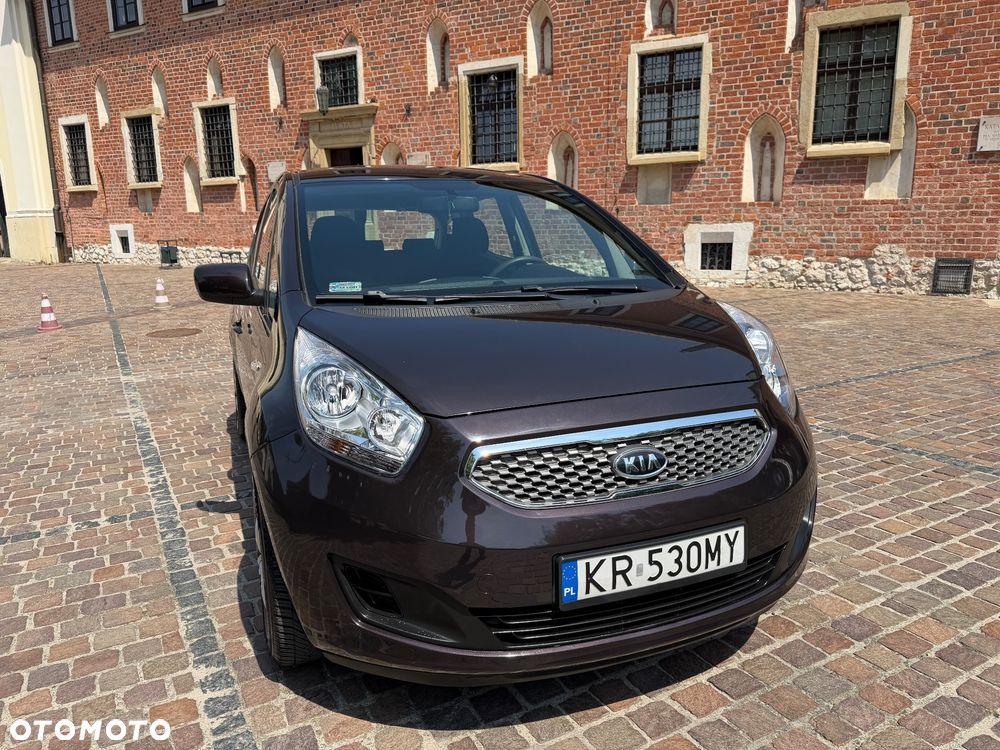 Kia Venga - 18