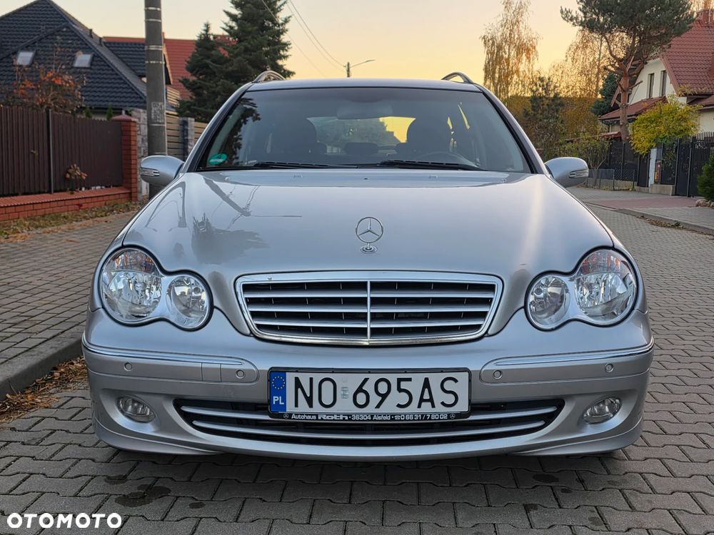 Mercedes-Benz Klasa C 200 Kompressor Automatik Classic - 21