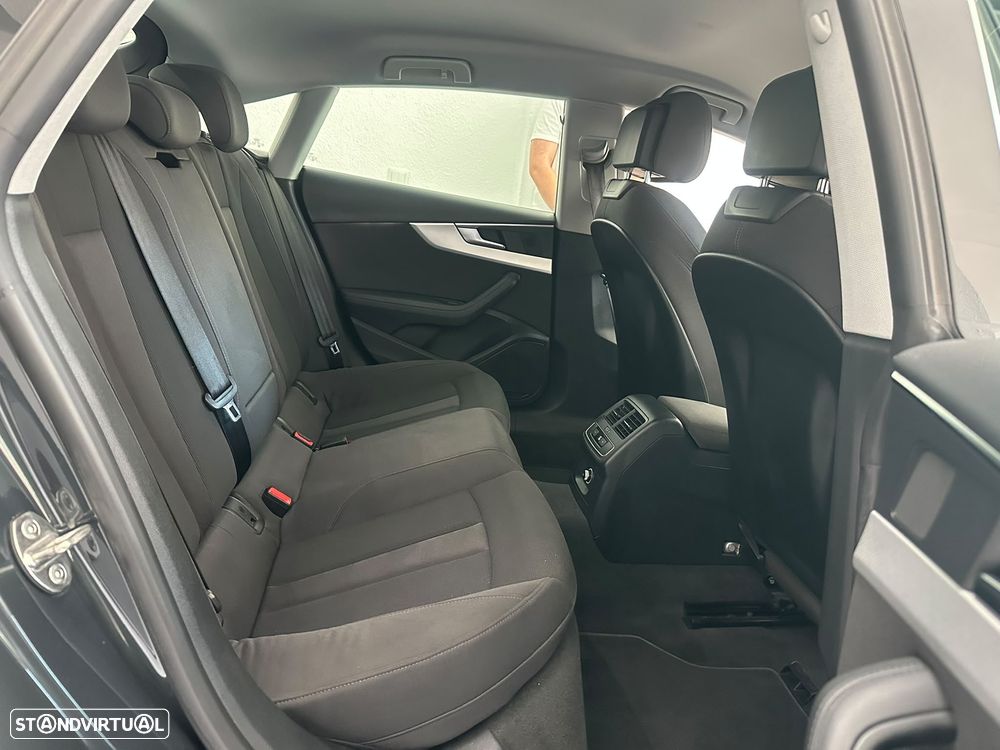 Audi A5 Sportback 2.0 TDI S tronic - 28