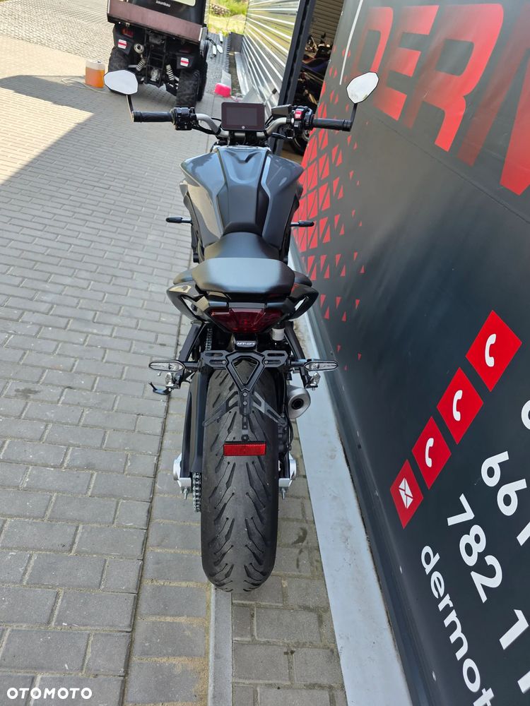 Yamaha MT - 18
