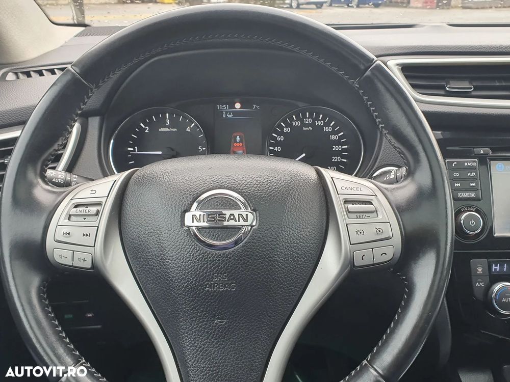 Nissan Qashqai 1.6 DCI Xtronic TEKNA+ - 16