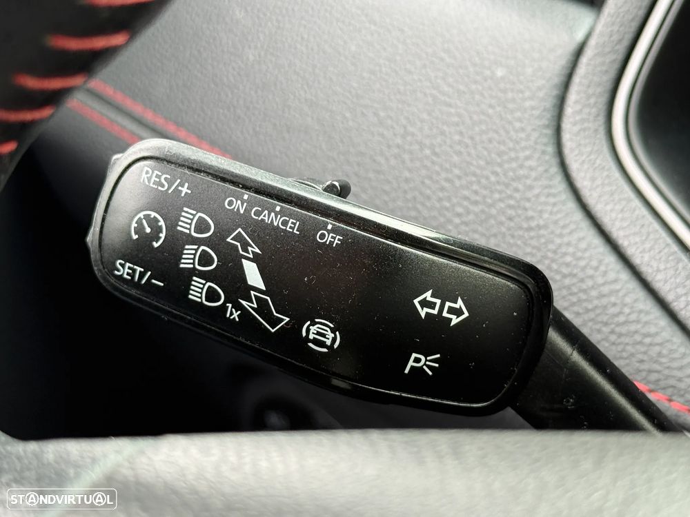 SEAT Arona 1.0 TSI FR - 32