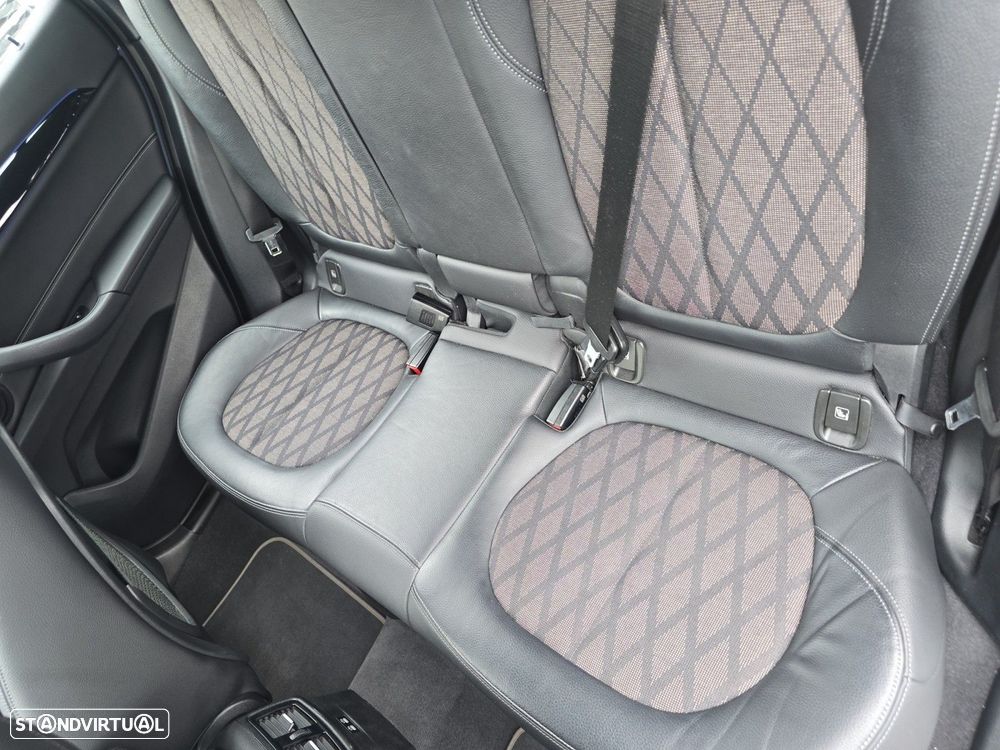 BMW X1 16 d sDrive xLine Auto - 13